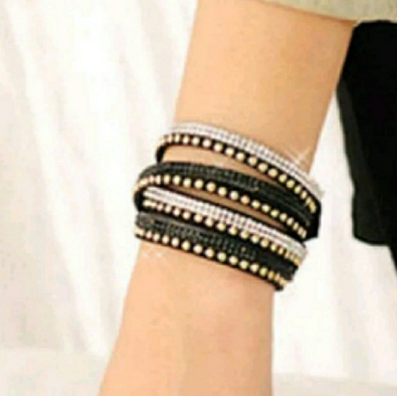 NEW Red Rhinestone Rivet Wrap Bracelet - Picture 2 of 4